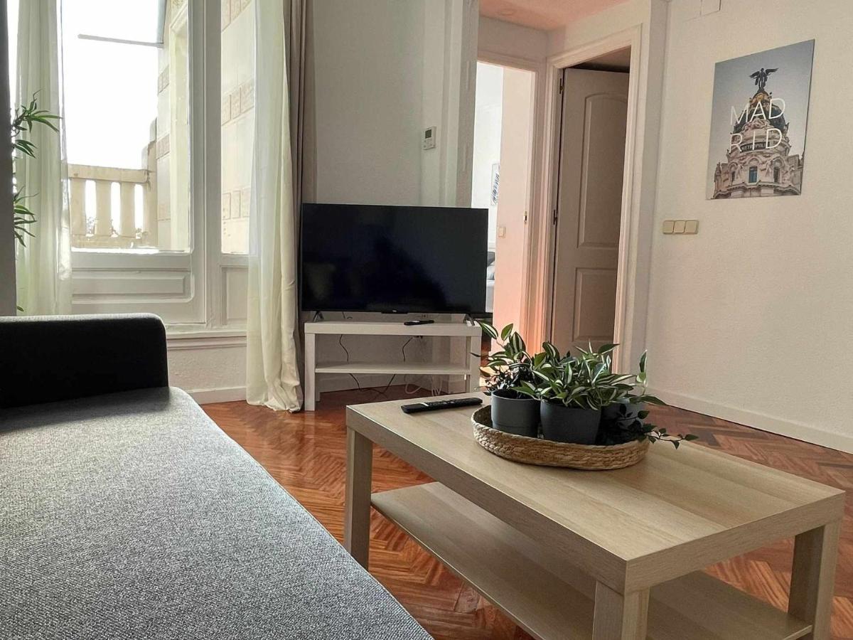 Apartamento Con Terraza Y Vistas Alcalaretiro マドリード エクステリア 写真